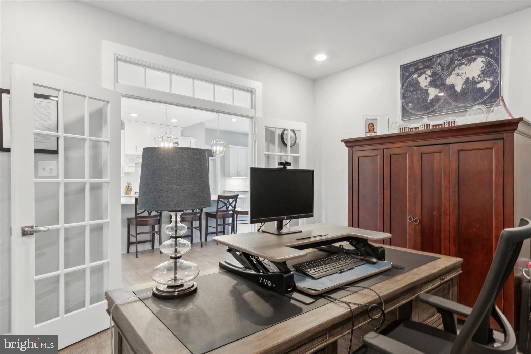 WAYNE GLEN - Residential