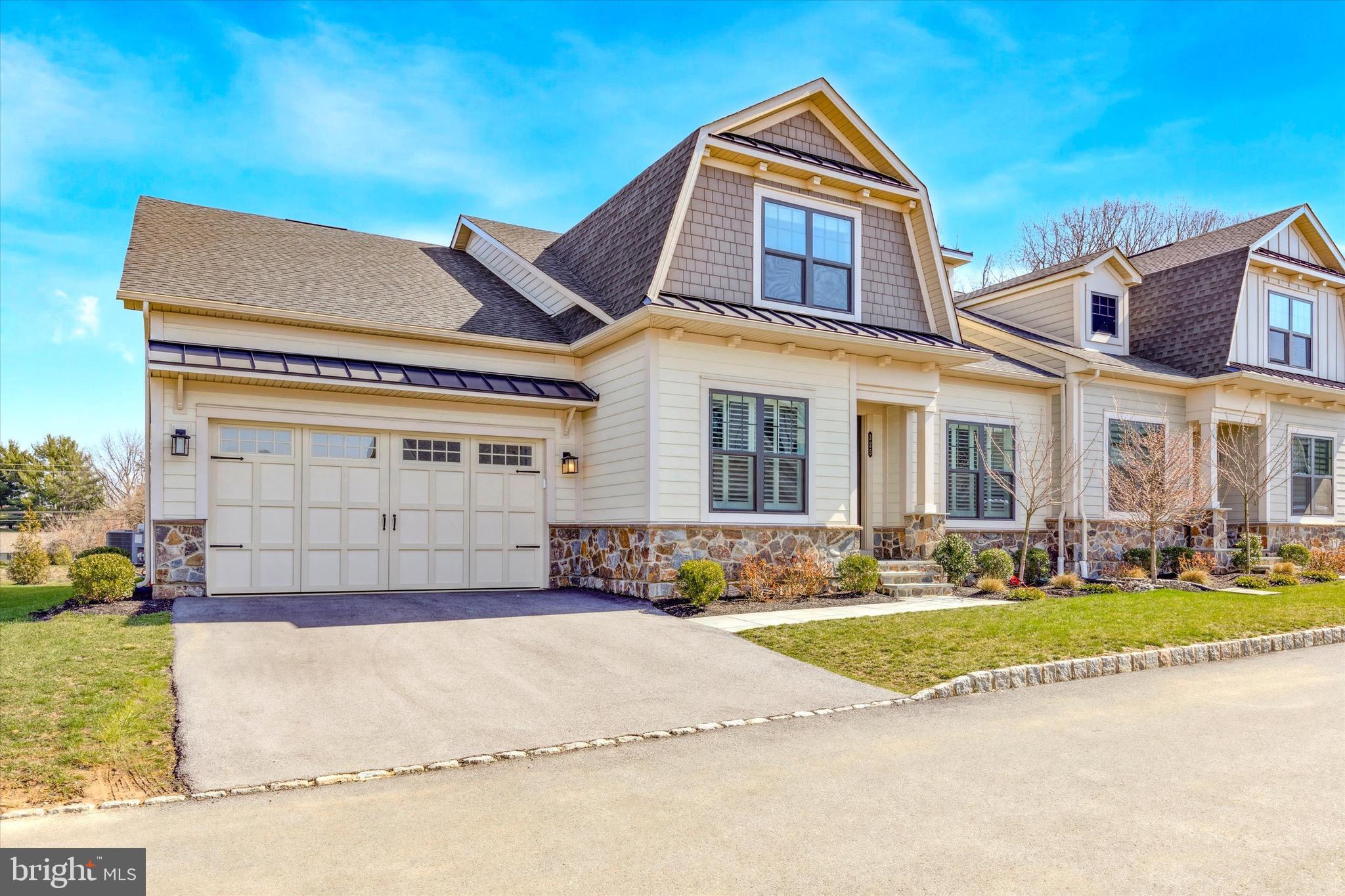 WAYNE GLEN - Residential