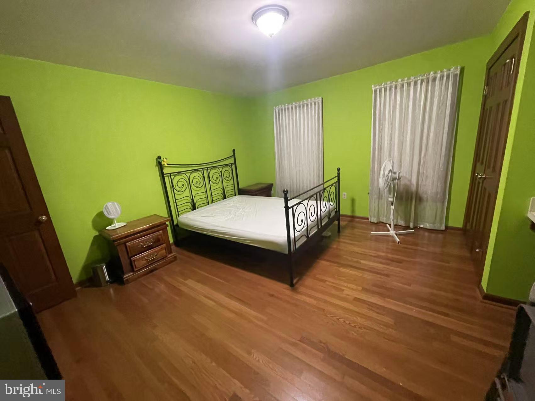 ADAMS WOODS - Residential Lease