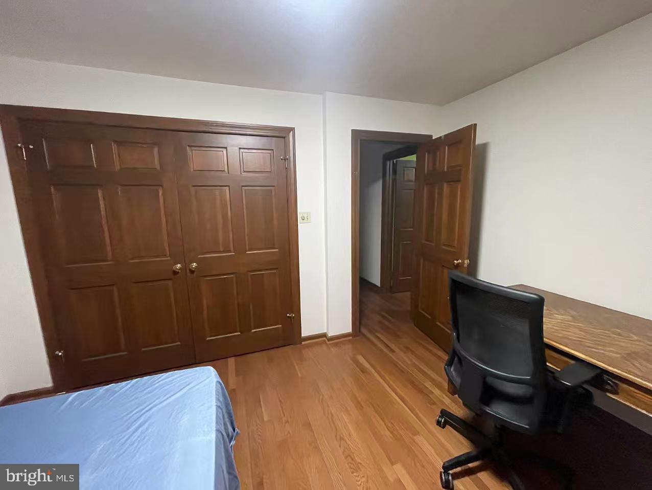 ADAMS WOODS - Residential Lease