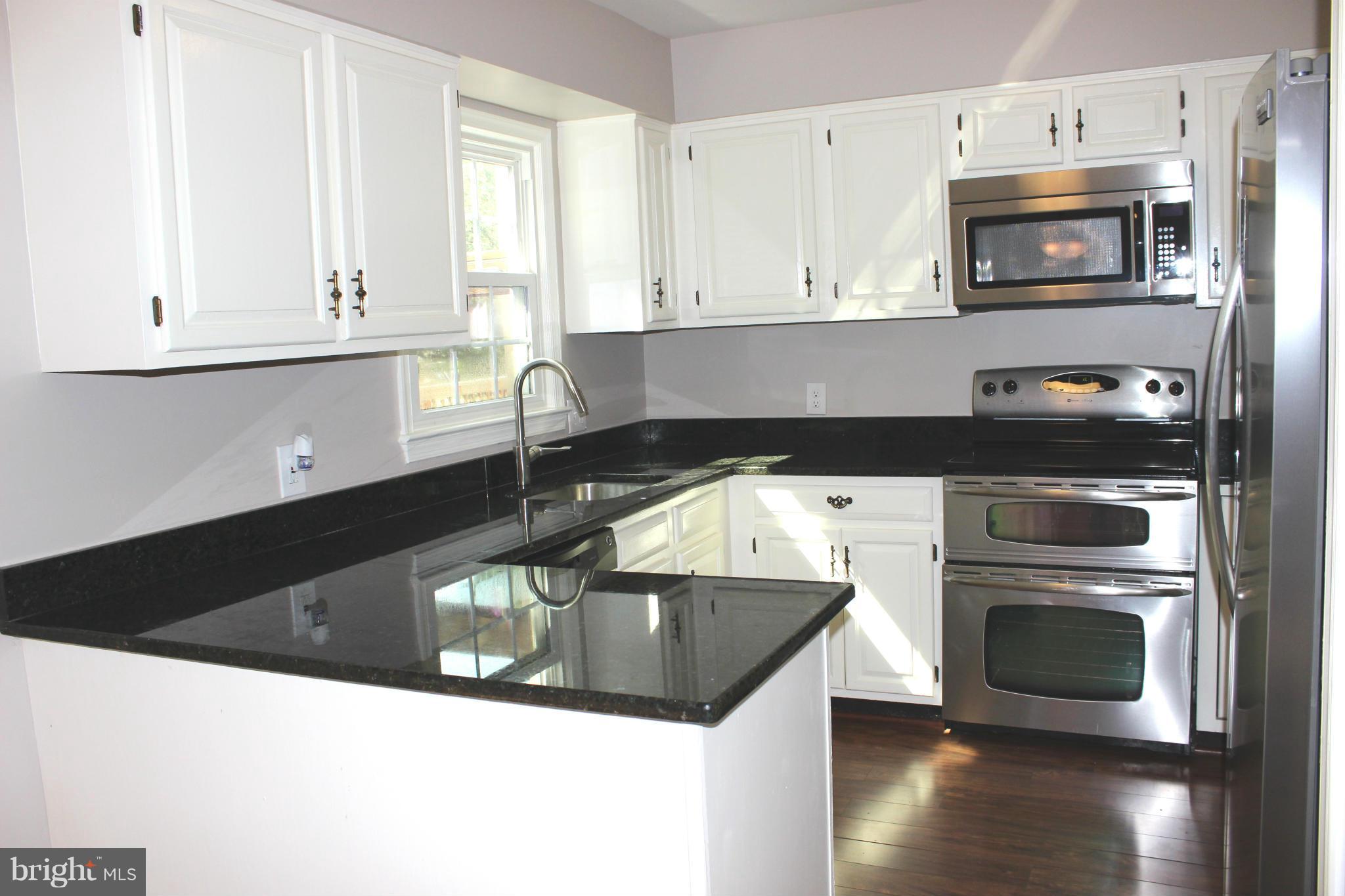 KINGSTOWNE - Residential Lease