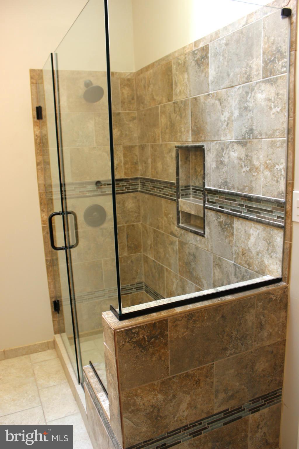 KINGSTOWNE - Residential Lease