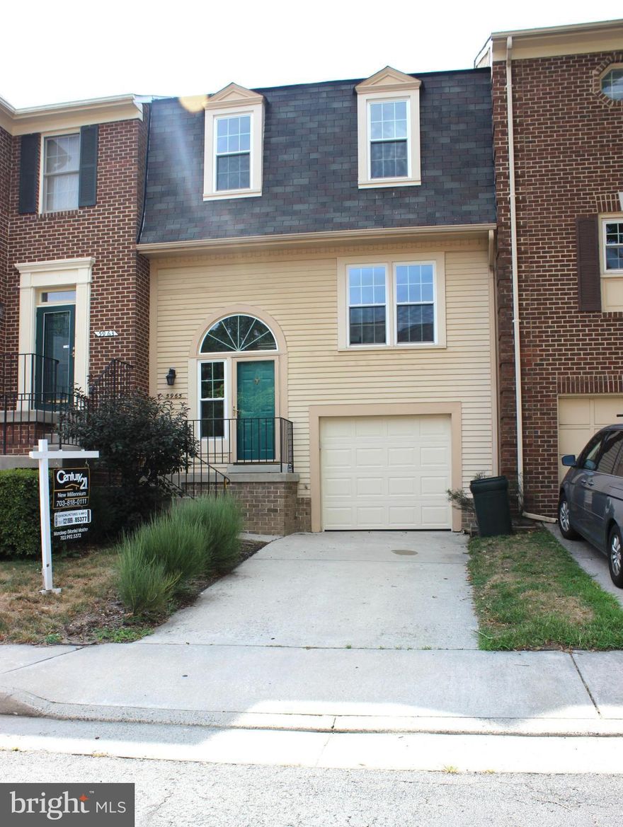 Ready To MOVE IN !!! Remodeled Beautifully Very Specious Town Home sought after in Kingstown, Open Floor Plan Great for Entertaining, Hardwood Floors, Huge Master Suite, Renovated Bathrooms, Updated light fixtures, Renovated Kitchen with Granite counter Top, Brand New SS Appliances, Freshly painted, Great Rec Room for your family& Friends' Fun. Fully fenced in yard with Brick Patio and Huge Deck.