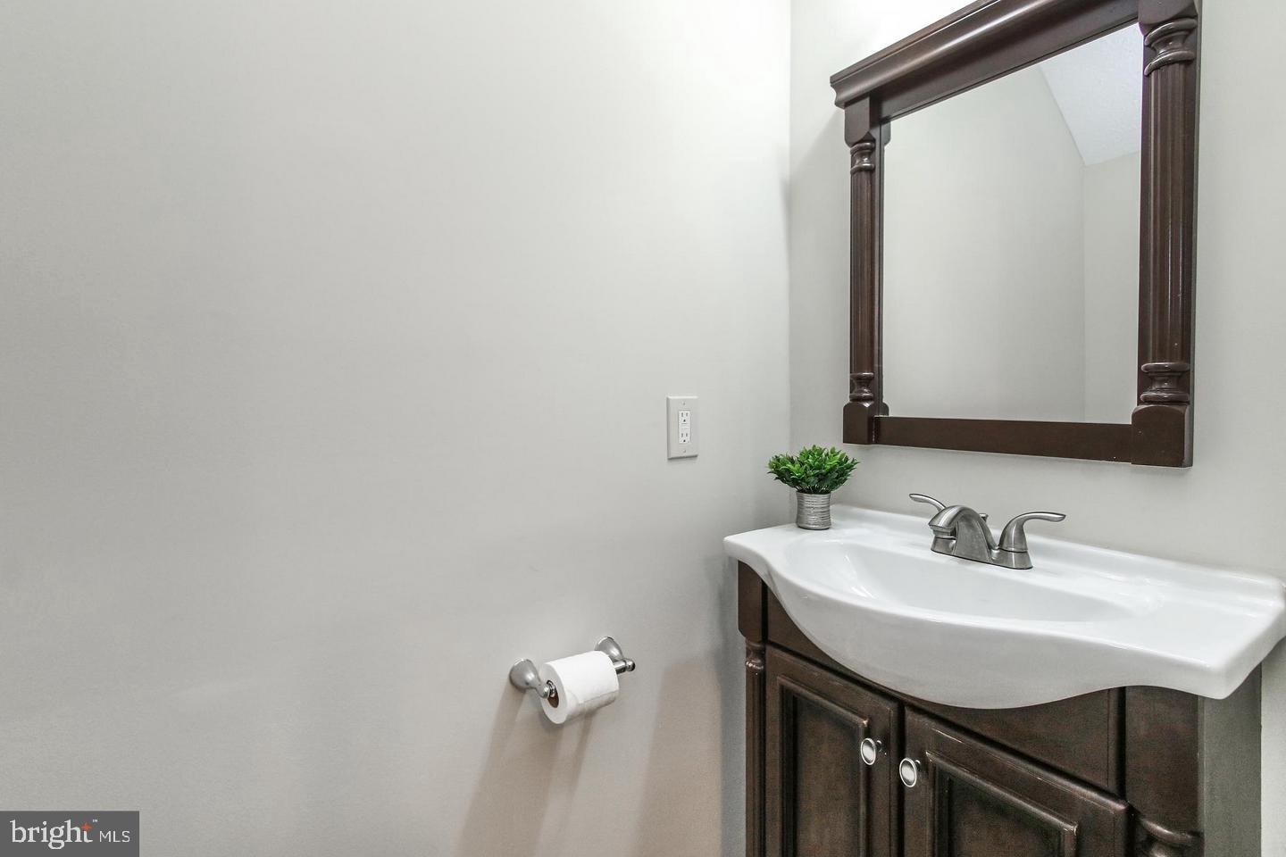 FAIR HILL FARM - Residential Lease