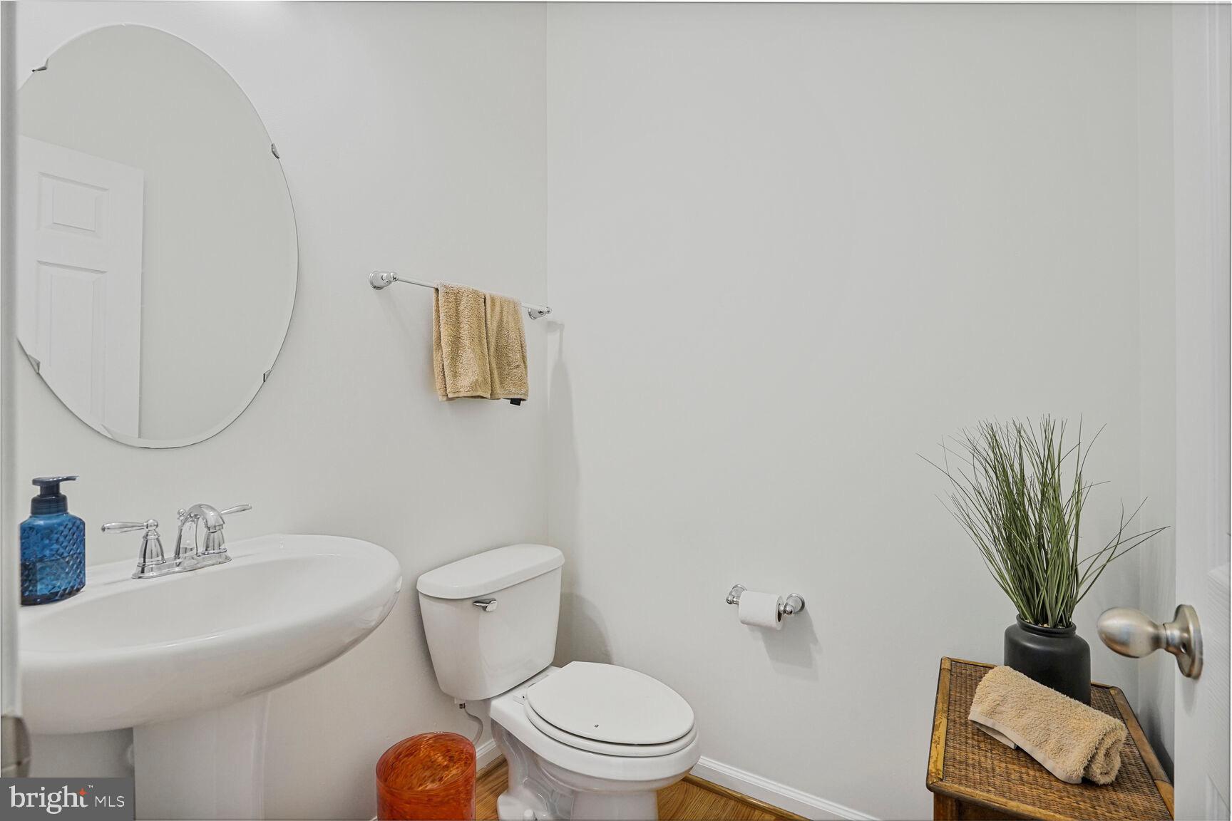 PIEDMONT MEWS - Residential