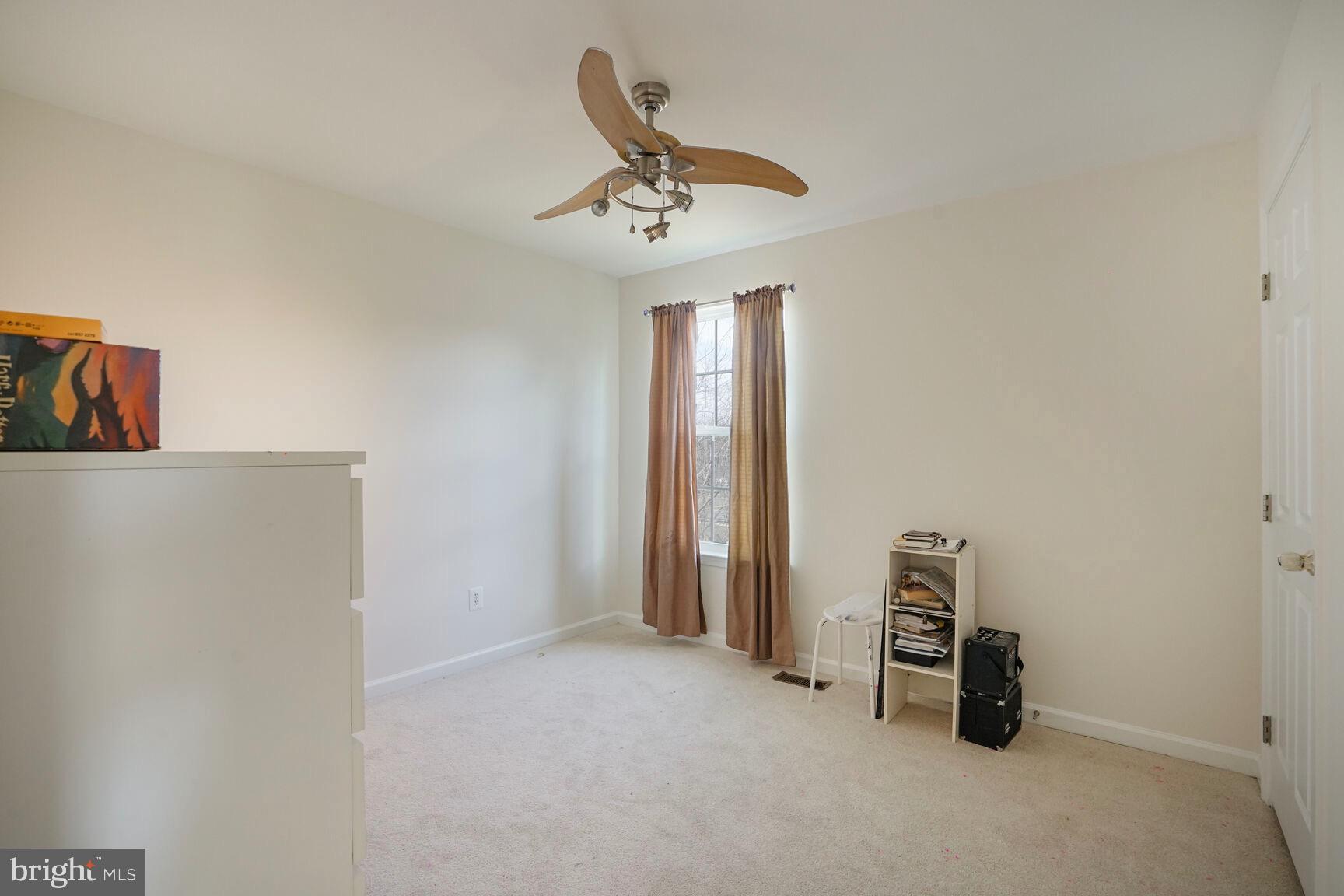 PIEDMONT MEWS - Residential