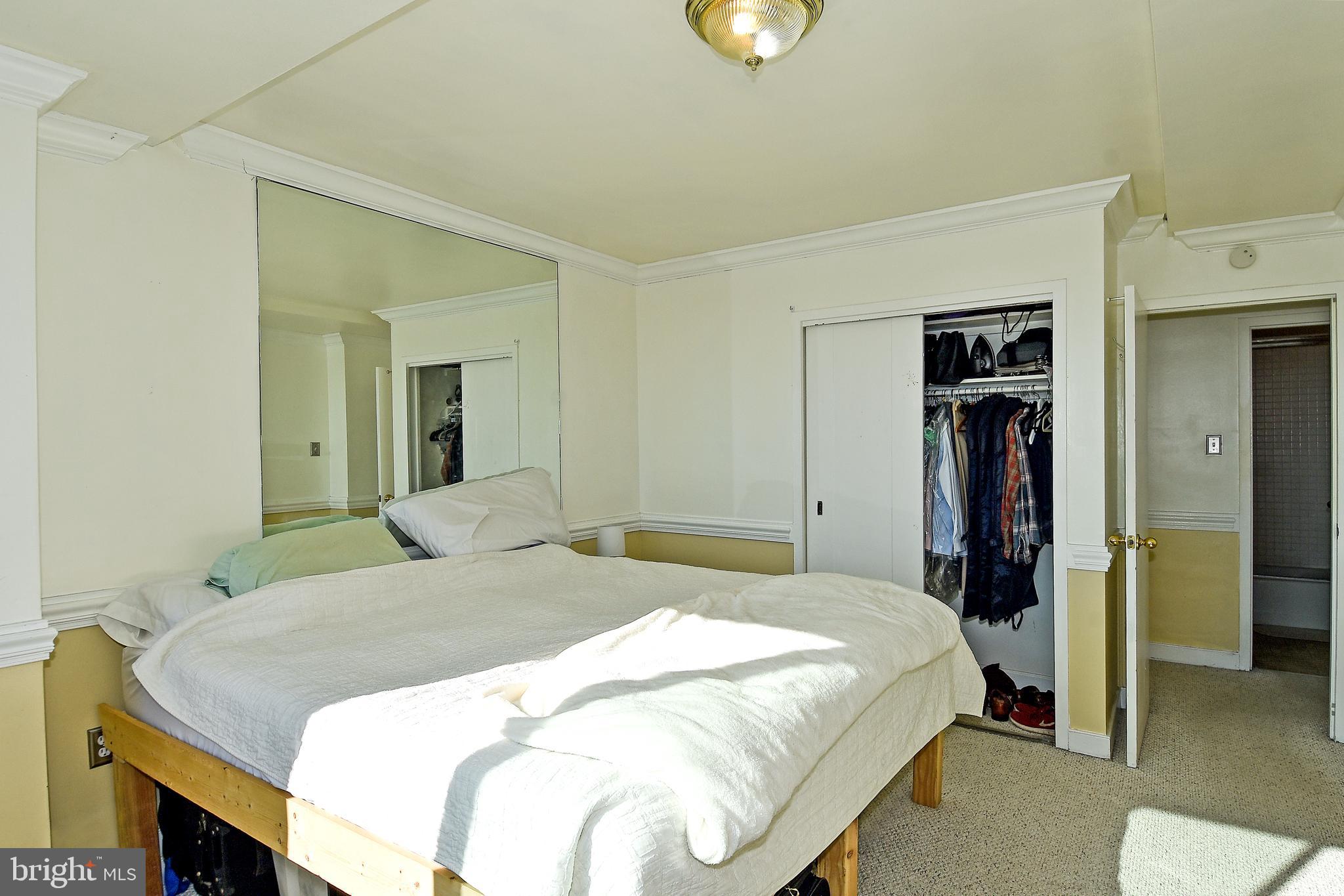 RIVER PLACE - Residential