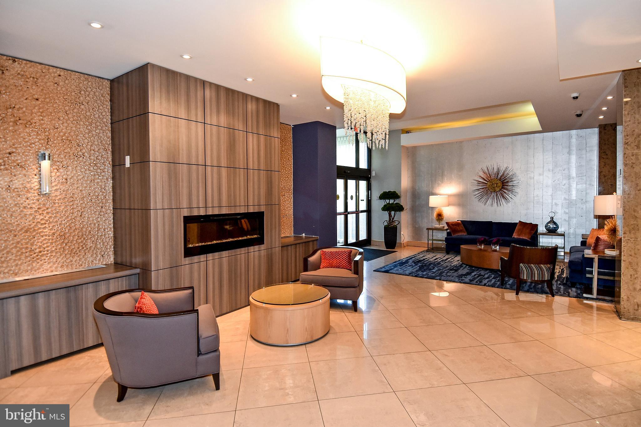 RIVER PLACE - Residential