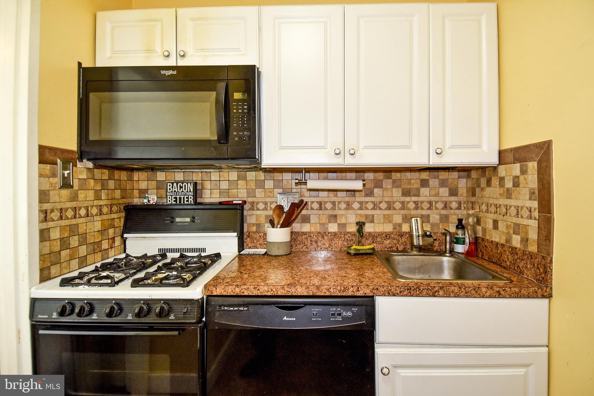 RIVER PLACE - Residential