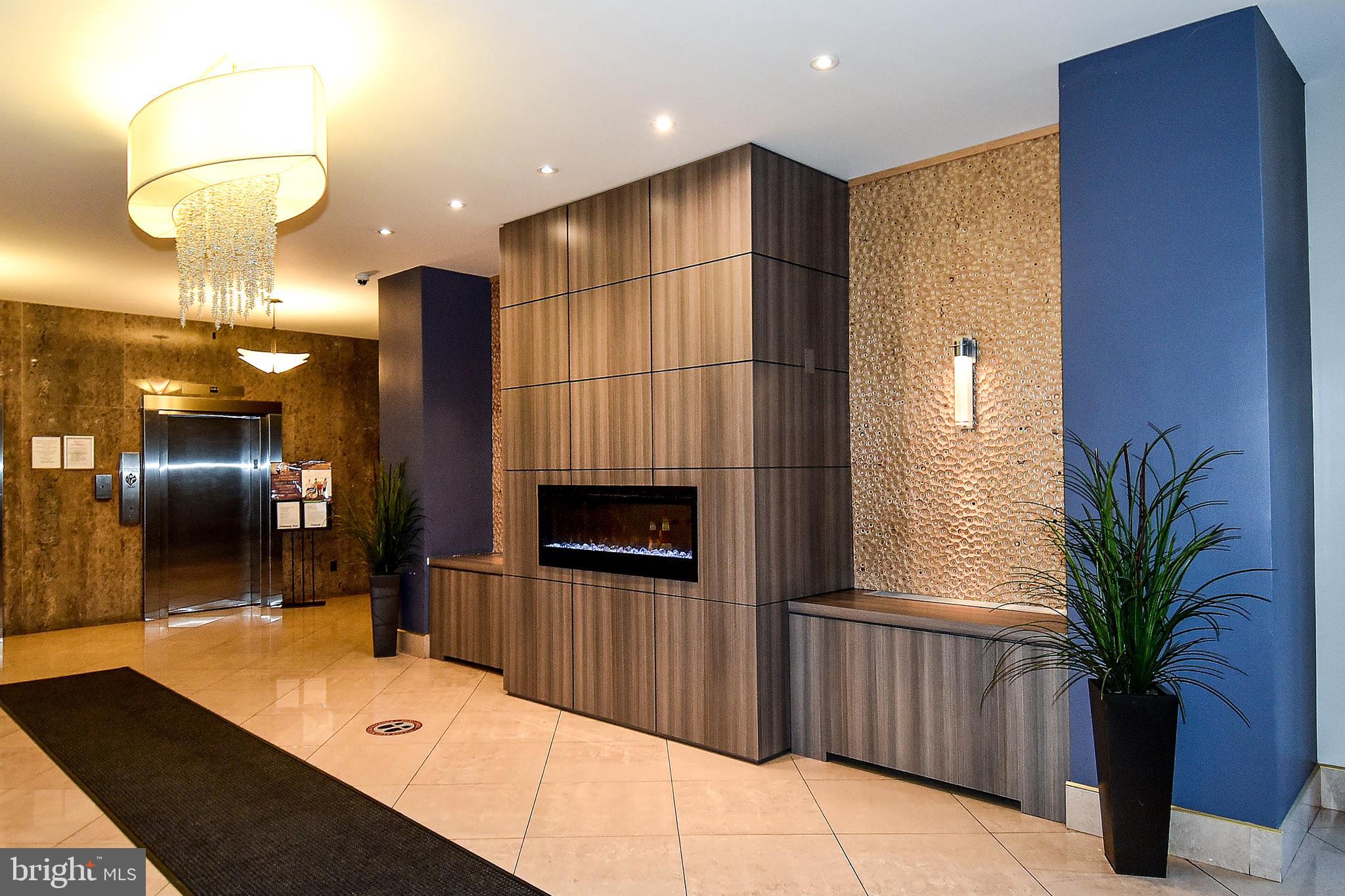 RIVER PLACE - Residential