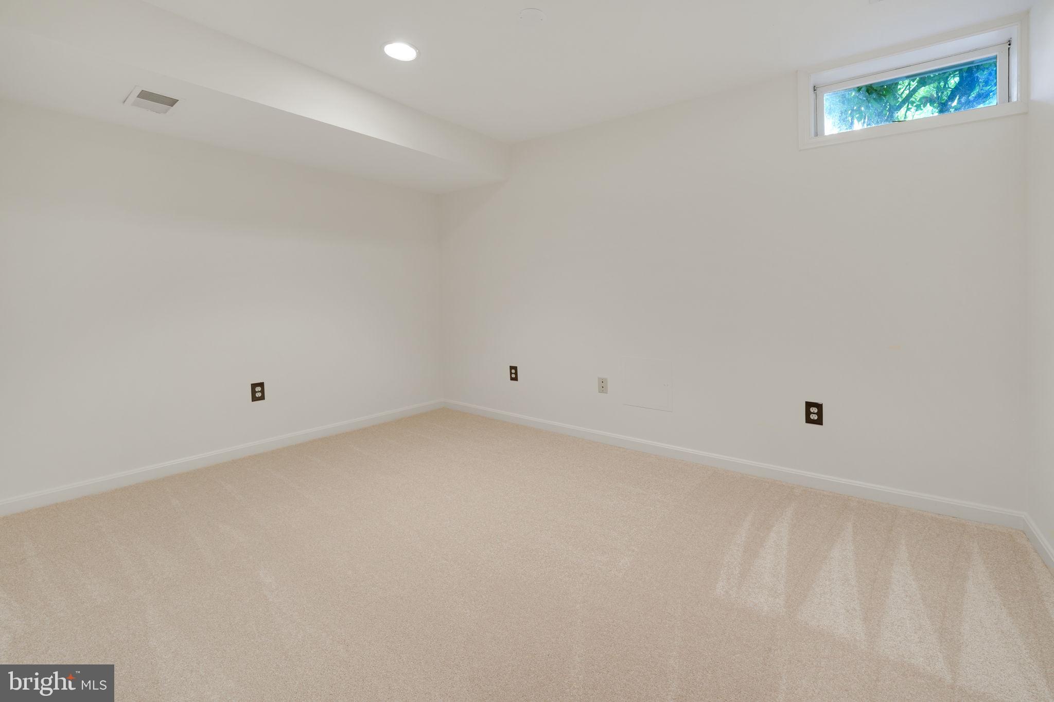 CONFEDERATE RIDGE - Residential