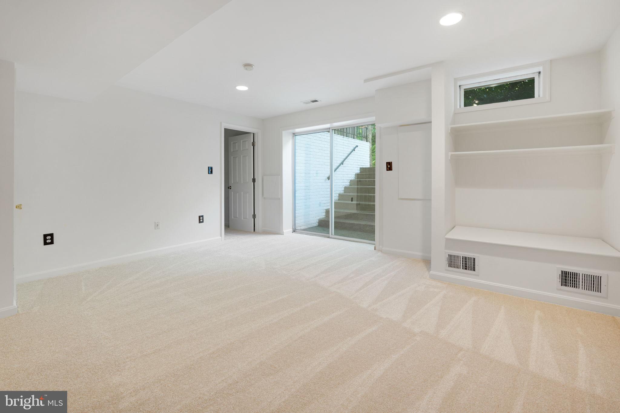 CONFEDERATE RIDGE - Residential