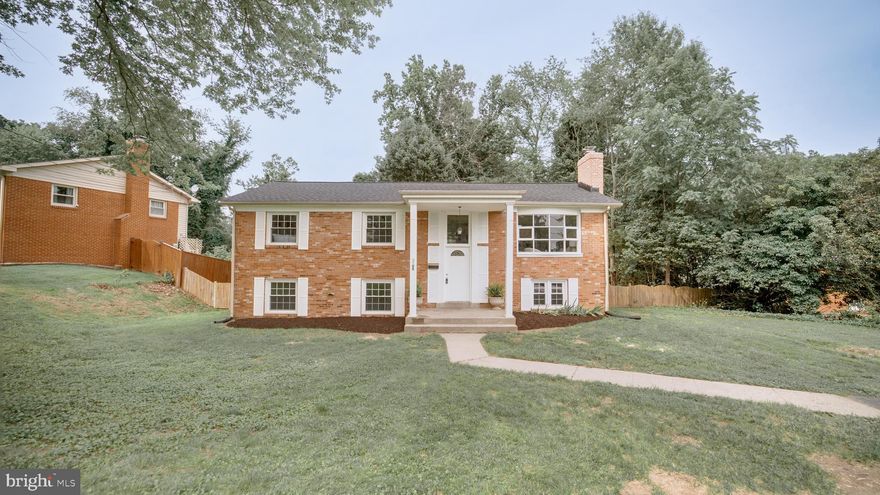 Nestled on one of the most desirable and tightly held streets in the area, This turn-key home offers the perfect blend of stress free updates and neighborhood charm. This quiet cul-de-sac is more than just a location—it's a community. Many residents have called this street home for over 20 years, a true testament to the quality of life and enduring appeal of this special place.

This beautifully updated 5-bedroom, 3 full bathroom home offers comfort, style, and functionality across two spacious levels with a huge open floor plan and NO HOA! 

✨ Features You’ll Love:
Brand-New Kitchen – Featuring gorgeous new shaker cabinets, stainless steel appliances, hardwood flooring, an island, and all quartz countertops.

Fully Remodeled Bathrooms – All three full bathrooms have been completed updated with new vanities, tub, fixtures, ceramic tile walls, LVP flooring, and plumbing.

Beautiful Flooring Throughout – Rich white oak hardwood floors upstairs exude warmth and character, while the carpeted lower level provides cozy comfort for everyday living or recreation.

Spacious Layout – With five well-appointed bedrooms, this home easily accommodates families, guests, or a home office setup.

Additional updates include a brand new roof with new plywood, repaired chimney, recessed lighting throughout, fresh paint, a few new windows in basement, and a new washer & dryer. 

Peaceful Setting – Located on a low-traffic, family-friendly cul-de-sac where neighbors become lifelong friends. Minutes from Potomac Mills Mall, I-95, Sentara Hospital, and a brand new Elementary school which is currently being built. 

Whether you're enjoying morning coffee in the kitchen, hosting gatherings in the living spaces, or simply taking in the tranquility of the street, this home invites you to settle in and stay awhile—just like so many of the wonderful neighbors who already have.