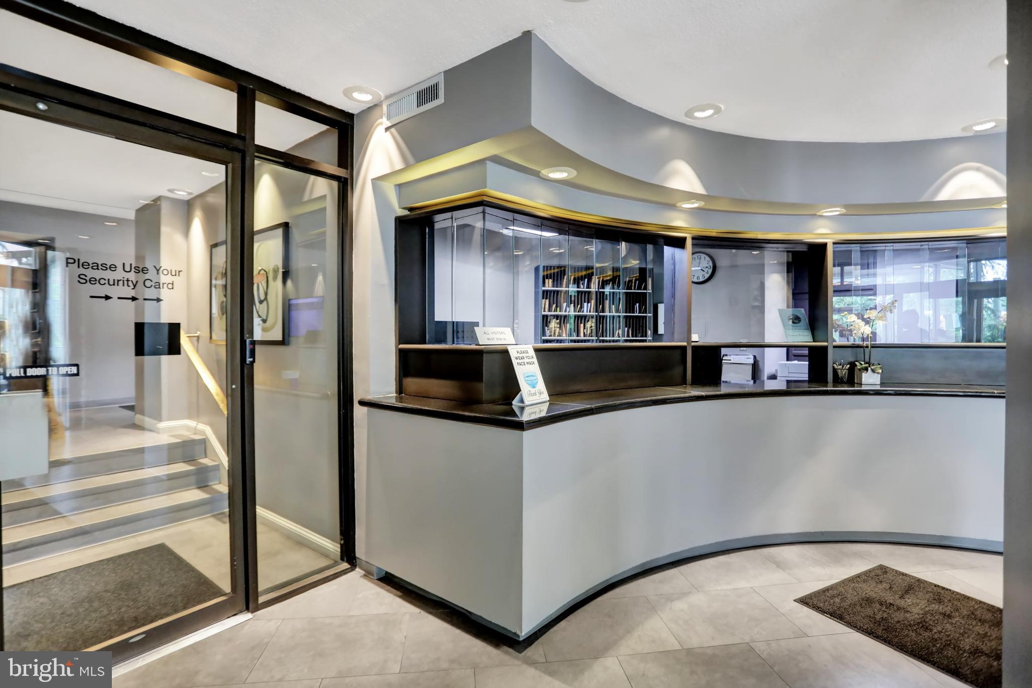 UNIVERSITY ONE CONDOMINIUMS - Residential