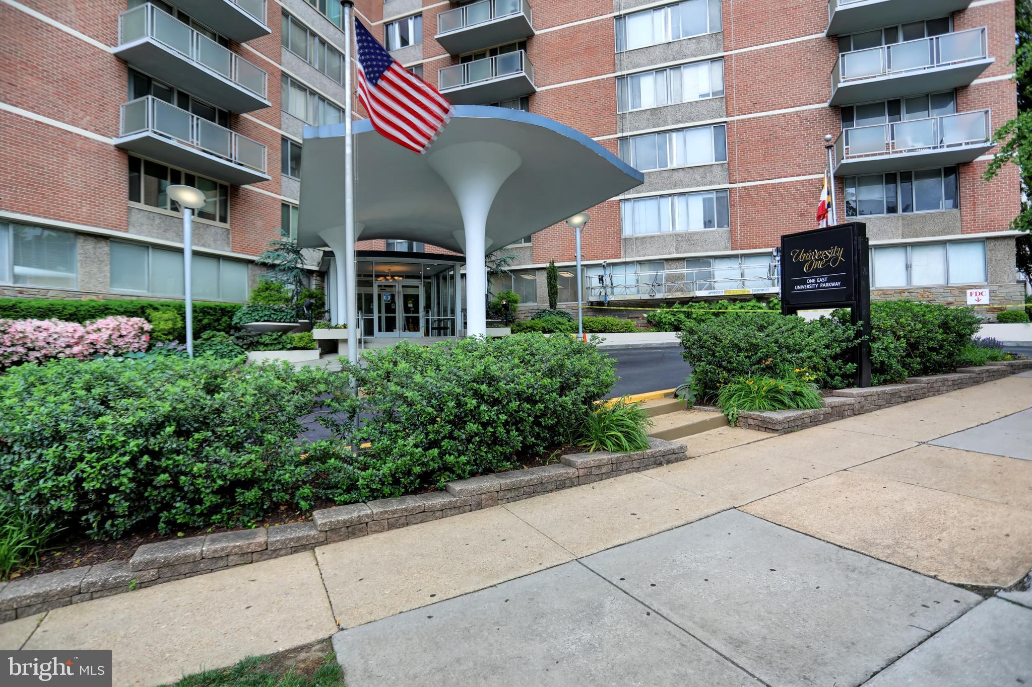 UNIVERSITY ONE CONDOMINIUMS - Residential