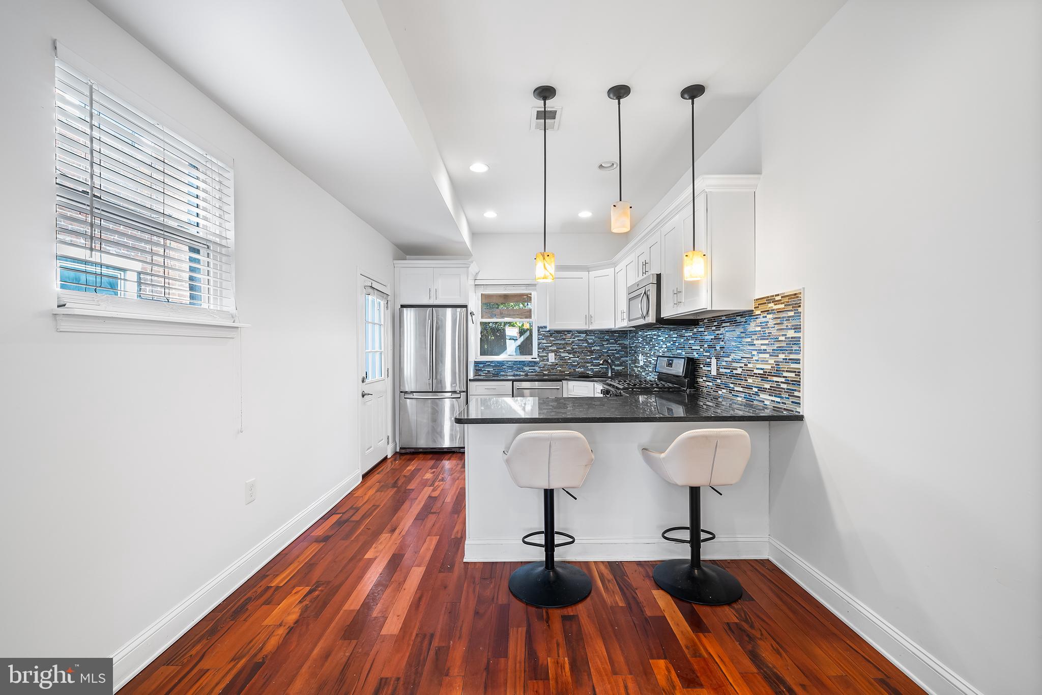 PORT RICHMOND - Residential