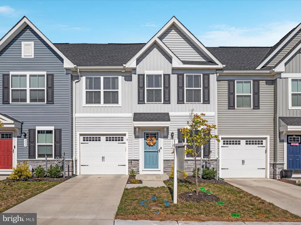 Photo of 113 Maury Way, WINCHESTER, VA 22602 (MLS # VAFV2037366)