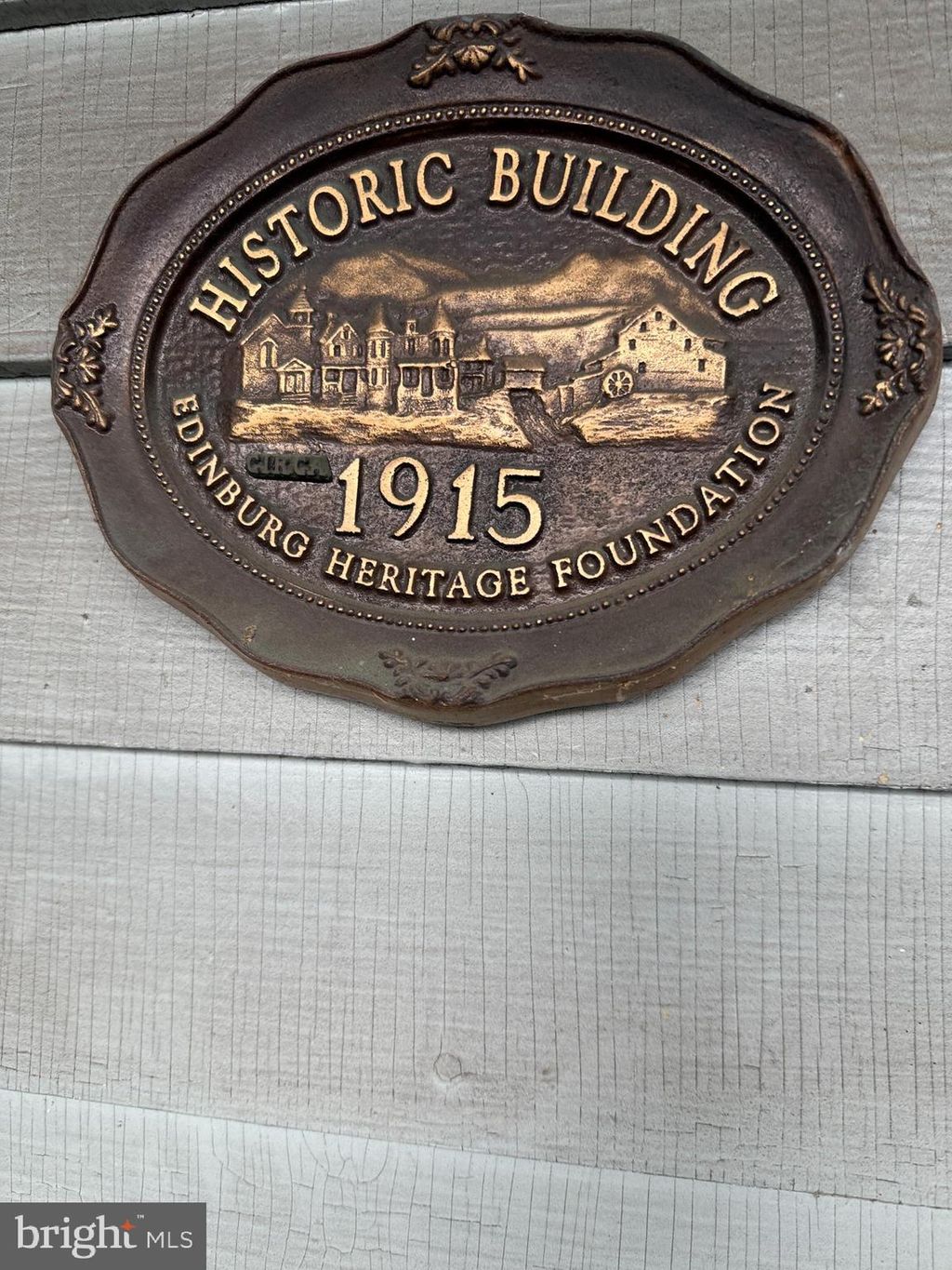 Photo of 110 N Main Street, EDINBURG, VA 22824 (MLS # VASH2012910)