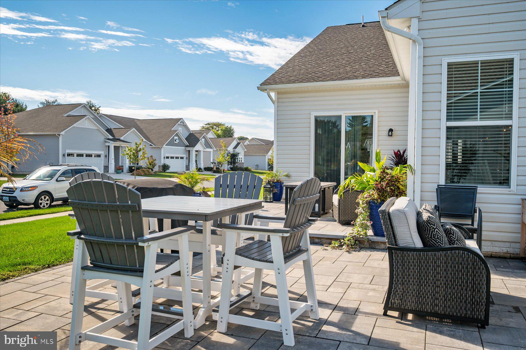 FOUR SEASONS AT KENT ISLAND - Residential