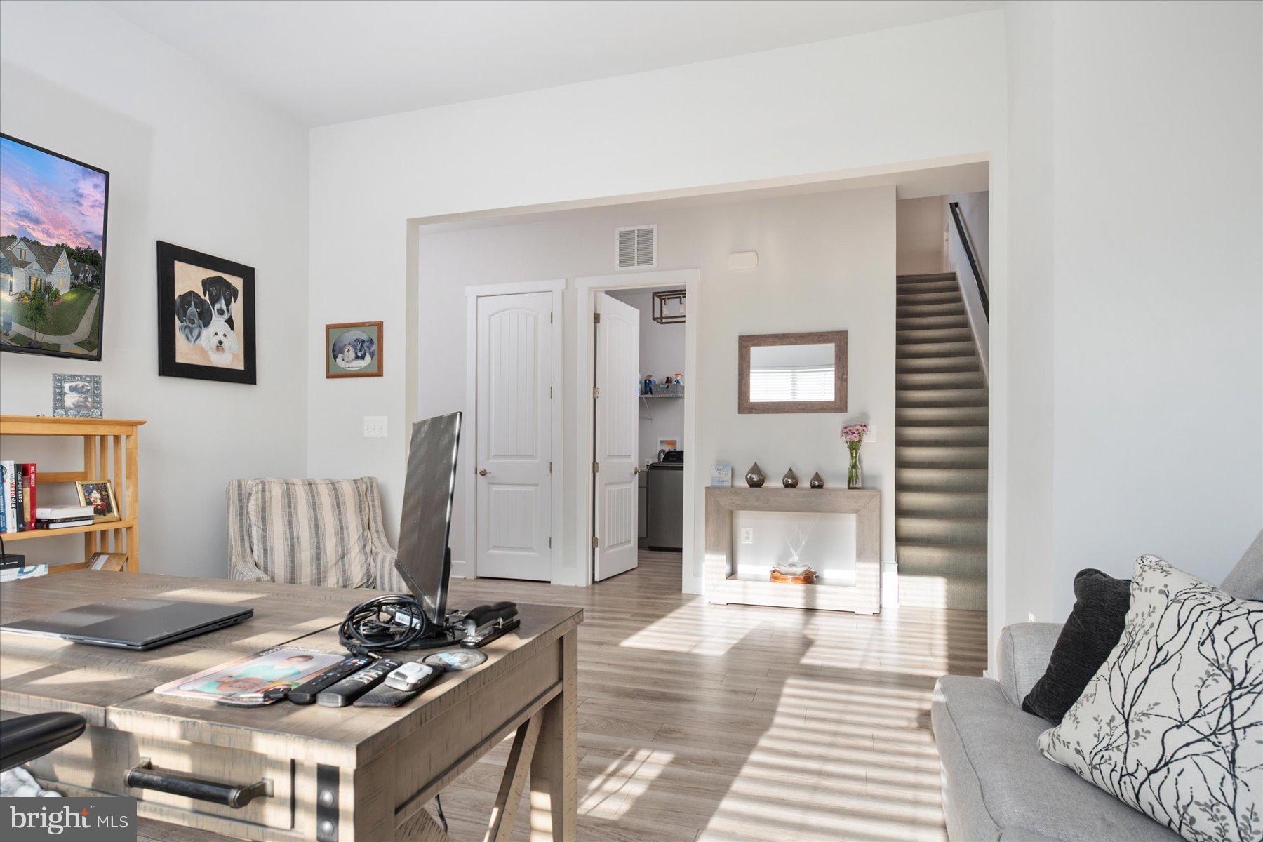 FOUR SEASONS AT KENT ISLAND - Residential