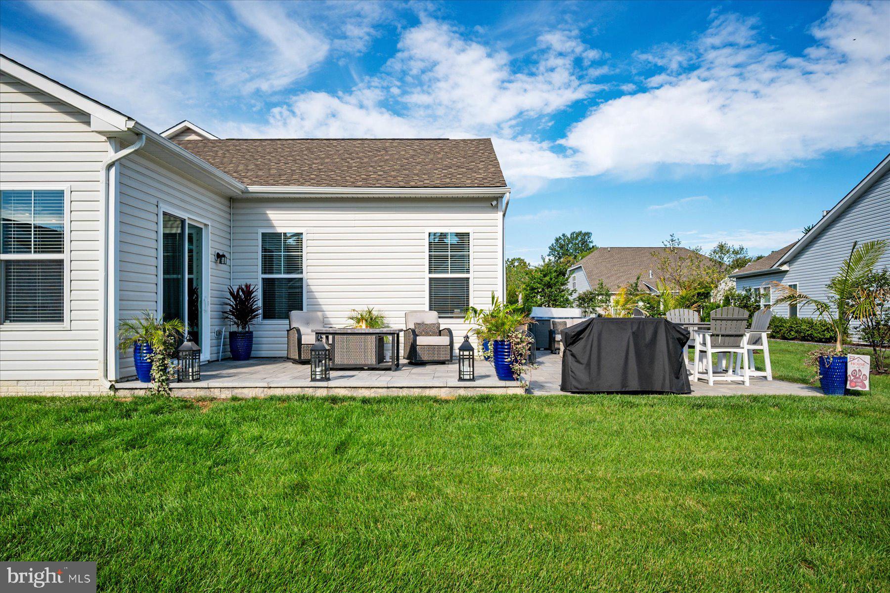 FOUR SEASONS AT KENT ISLAND - Residential