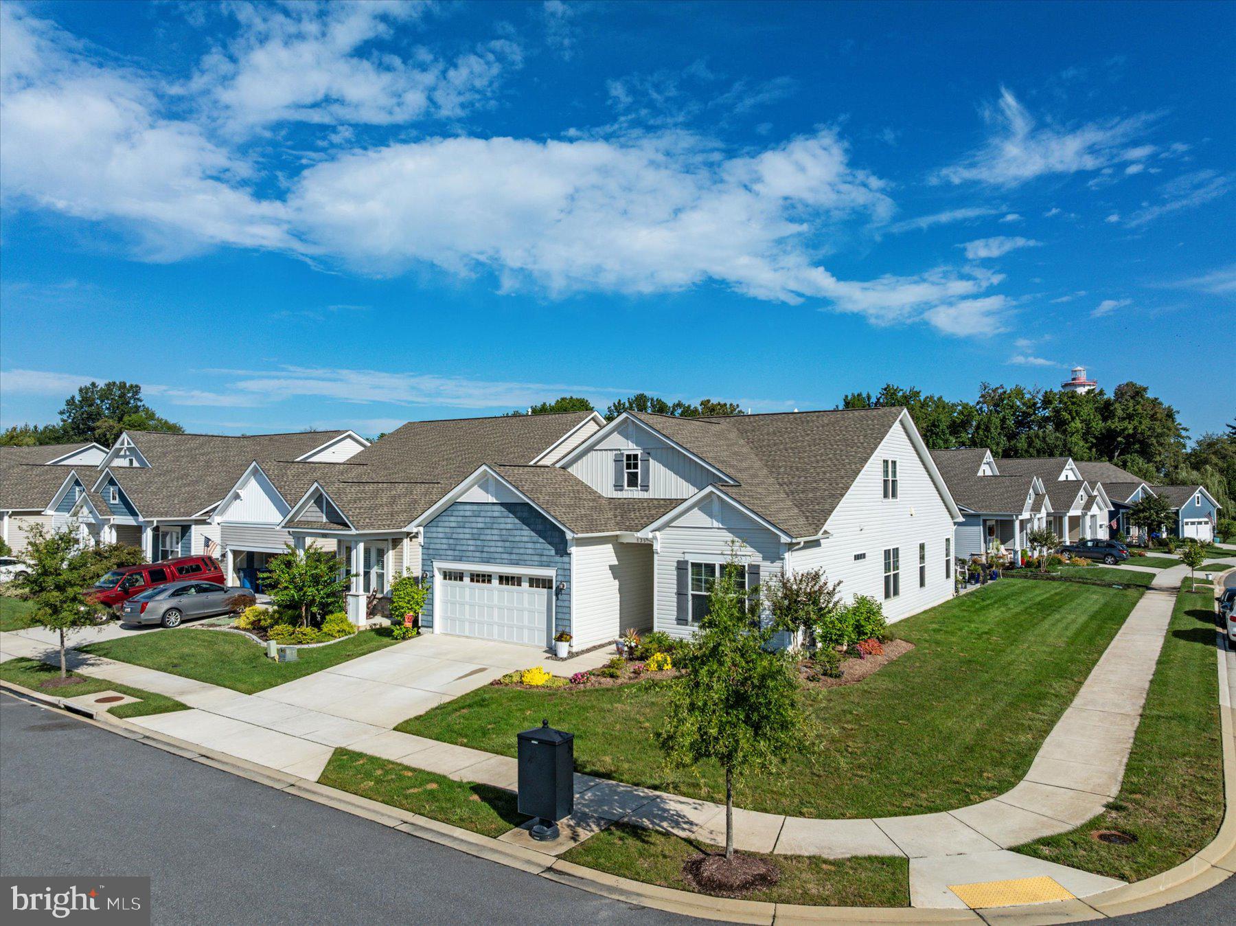 FOUR SEASONS AT KENT ISLAND - Residential