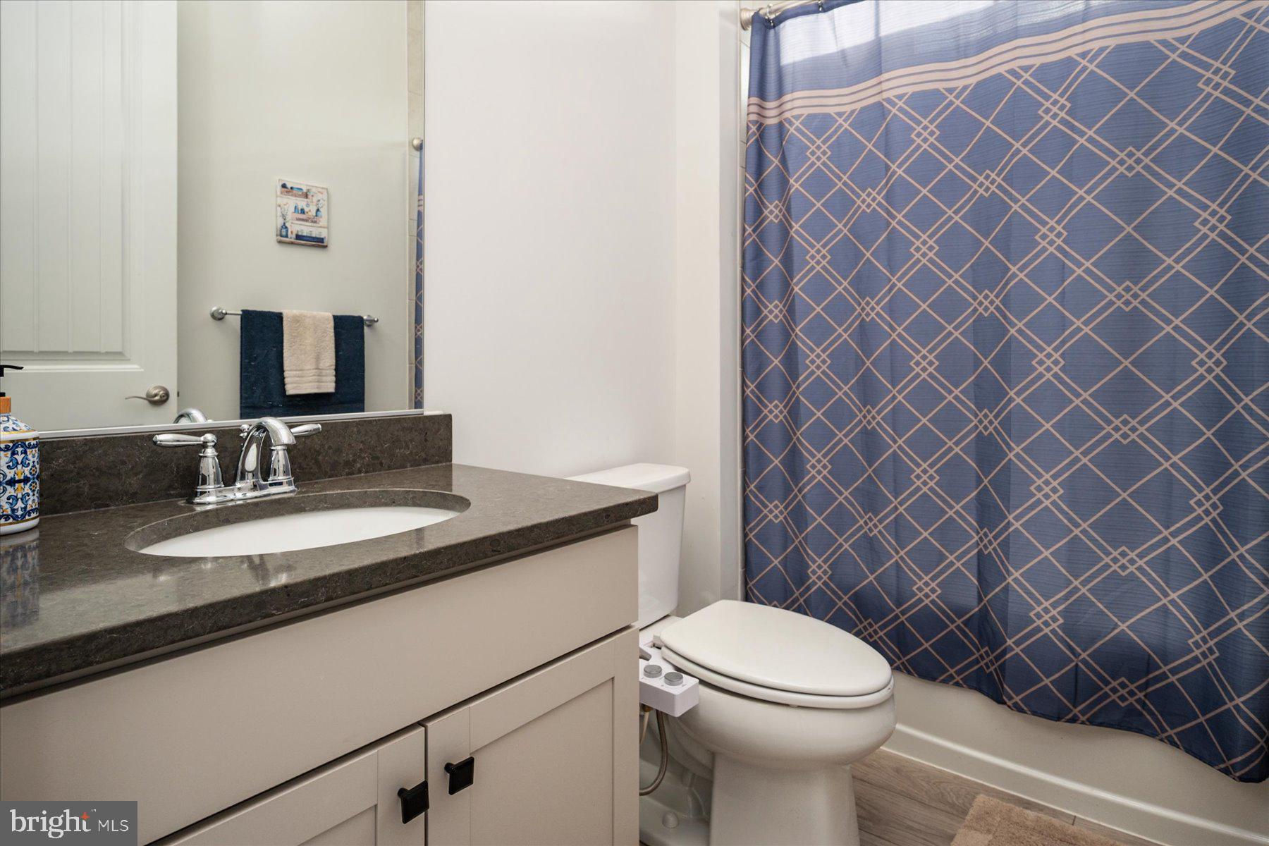 FOUR SEASONS AT KENT ISLAND - Residential