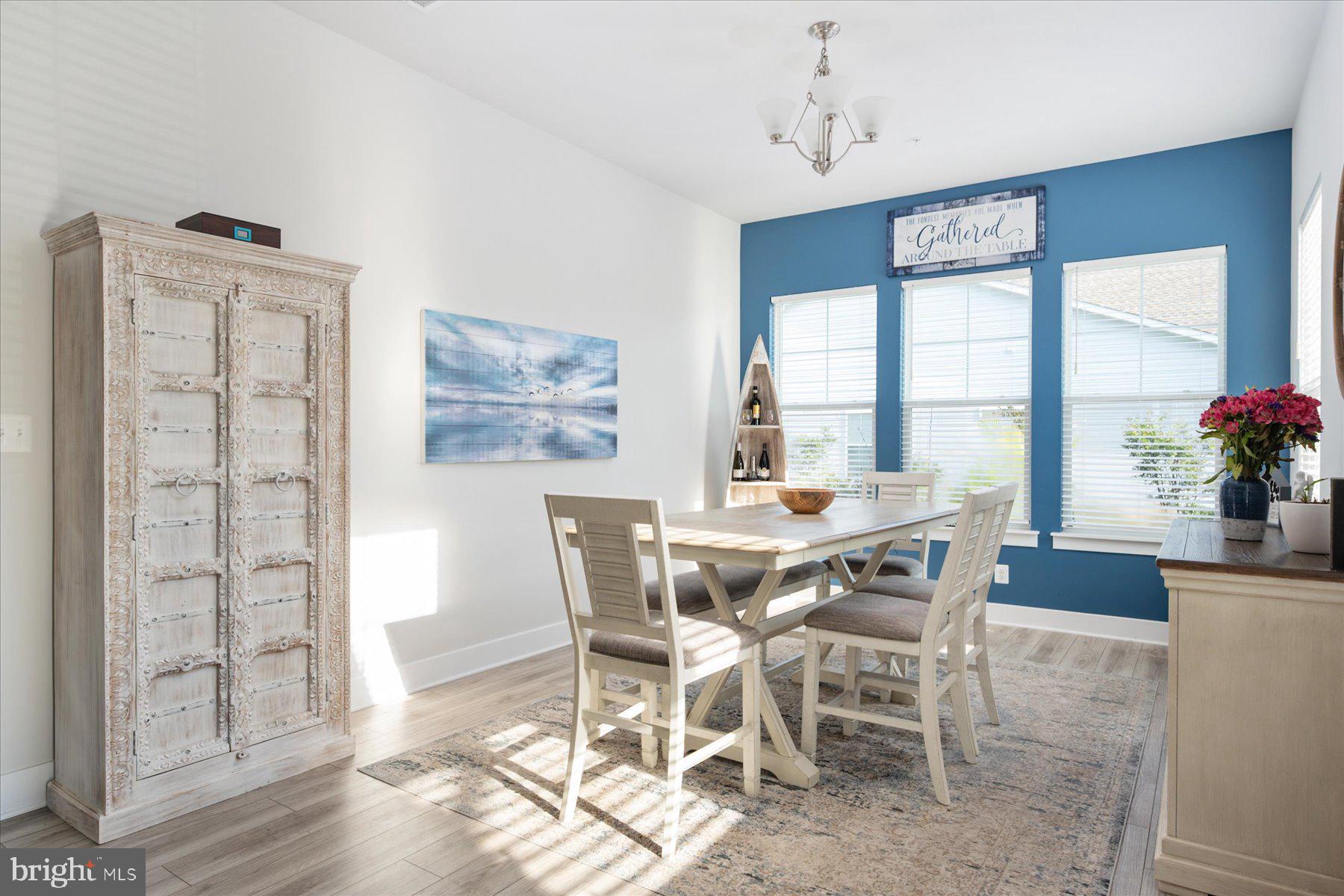 FOUR SEASONS AT KENT ISLAND - Residential