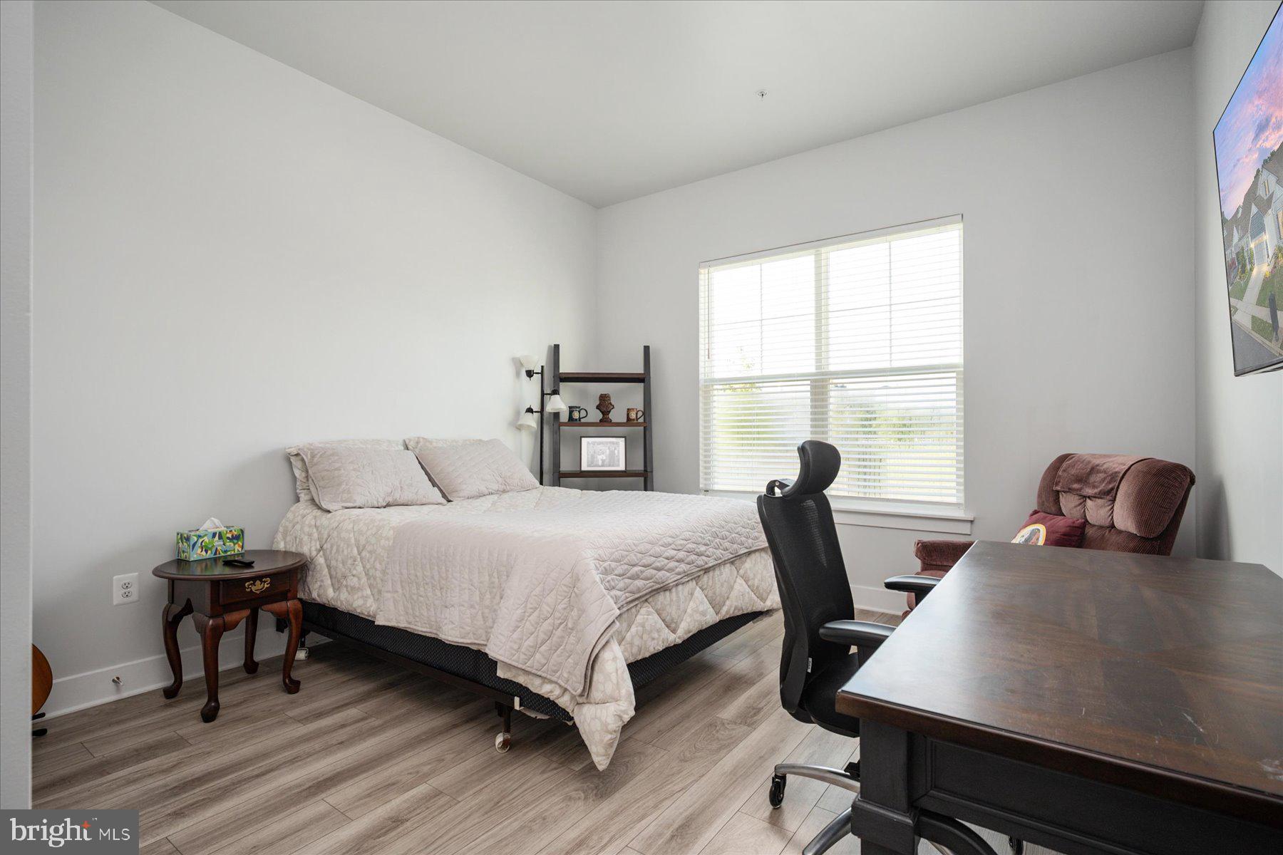 FOUR SEASONS AT KENT ISLAND - Residential