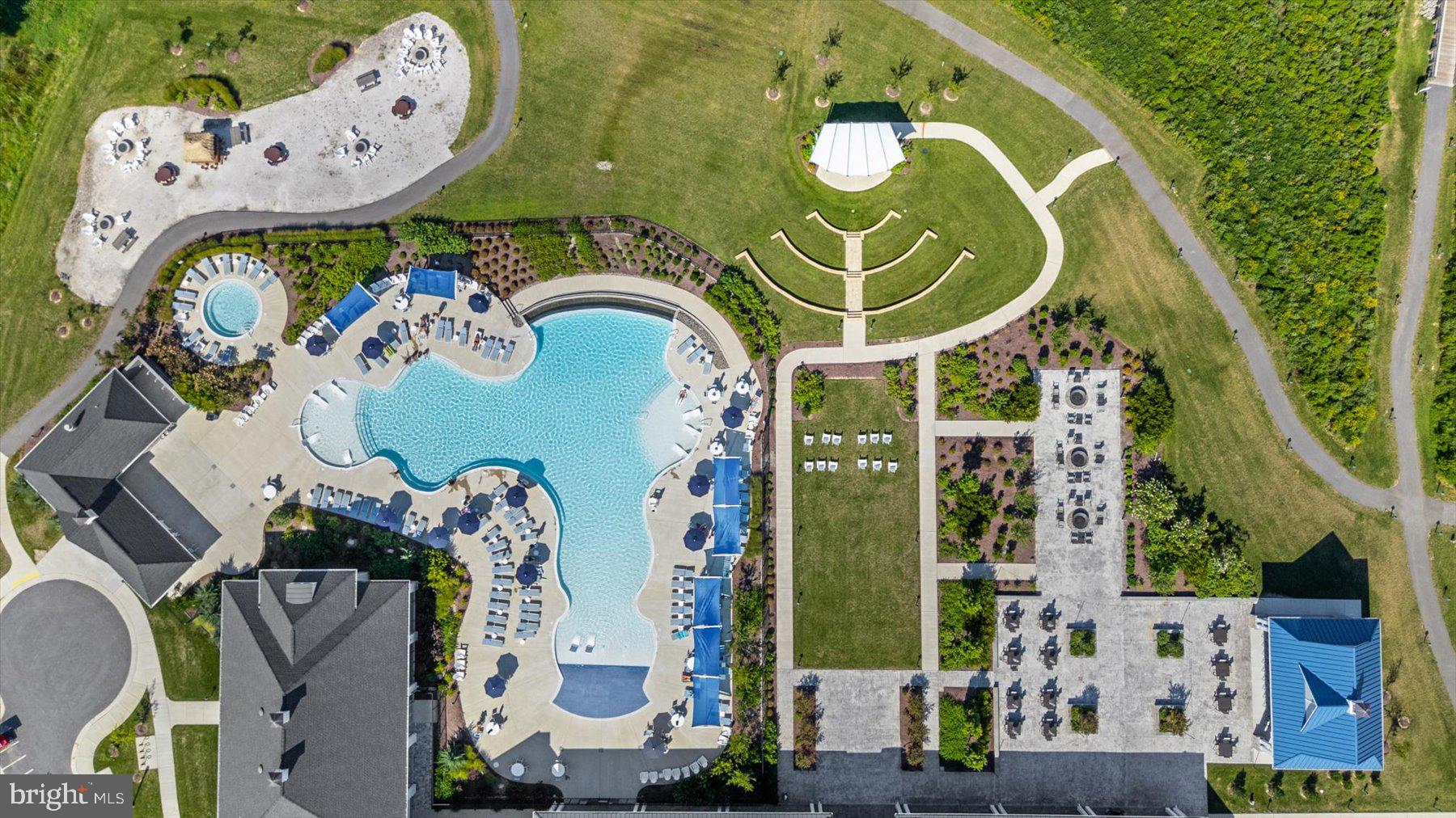 FOUR SEASONS AT KENT ISLAND - Residential