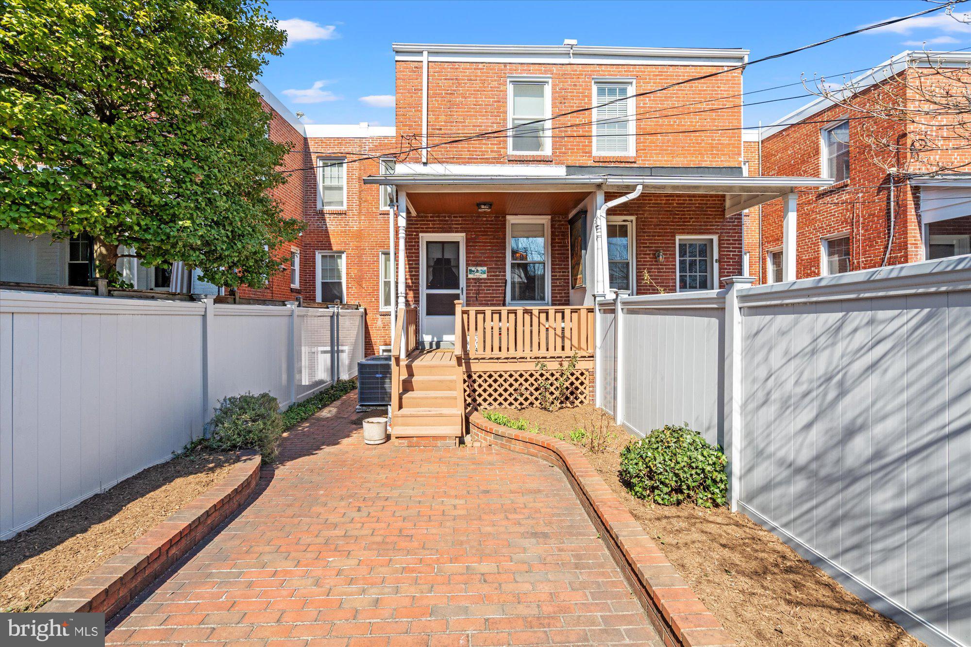 OLD TOWN - Residential