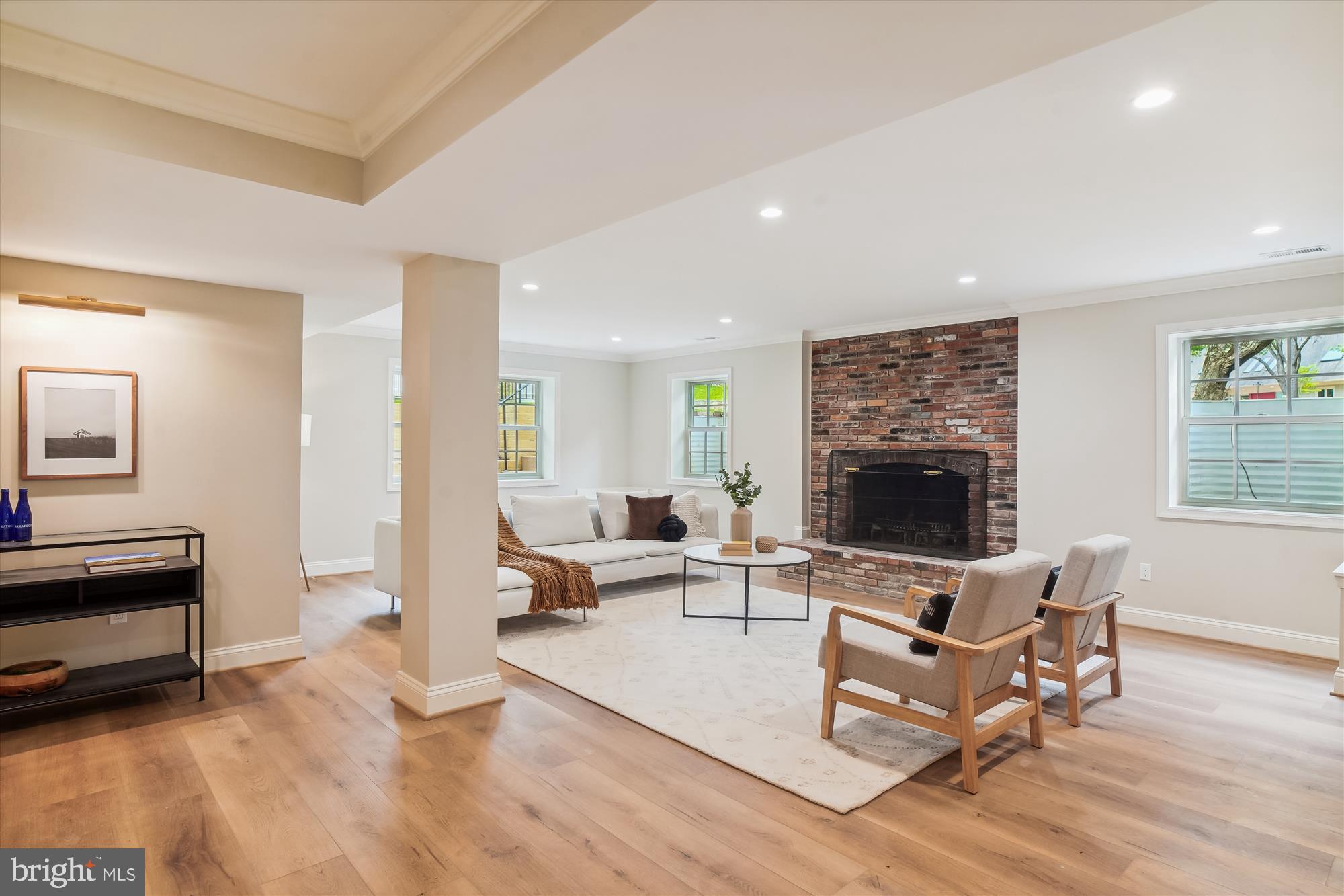 BRADLEY HILLS GROVE - Residential