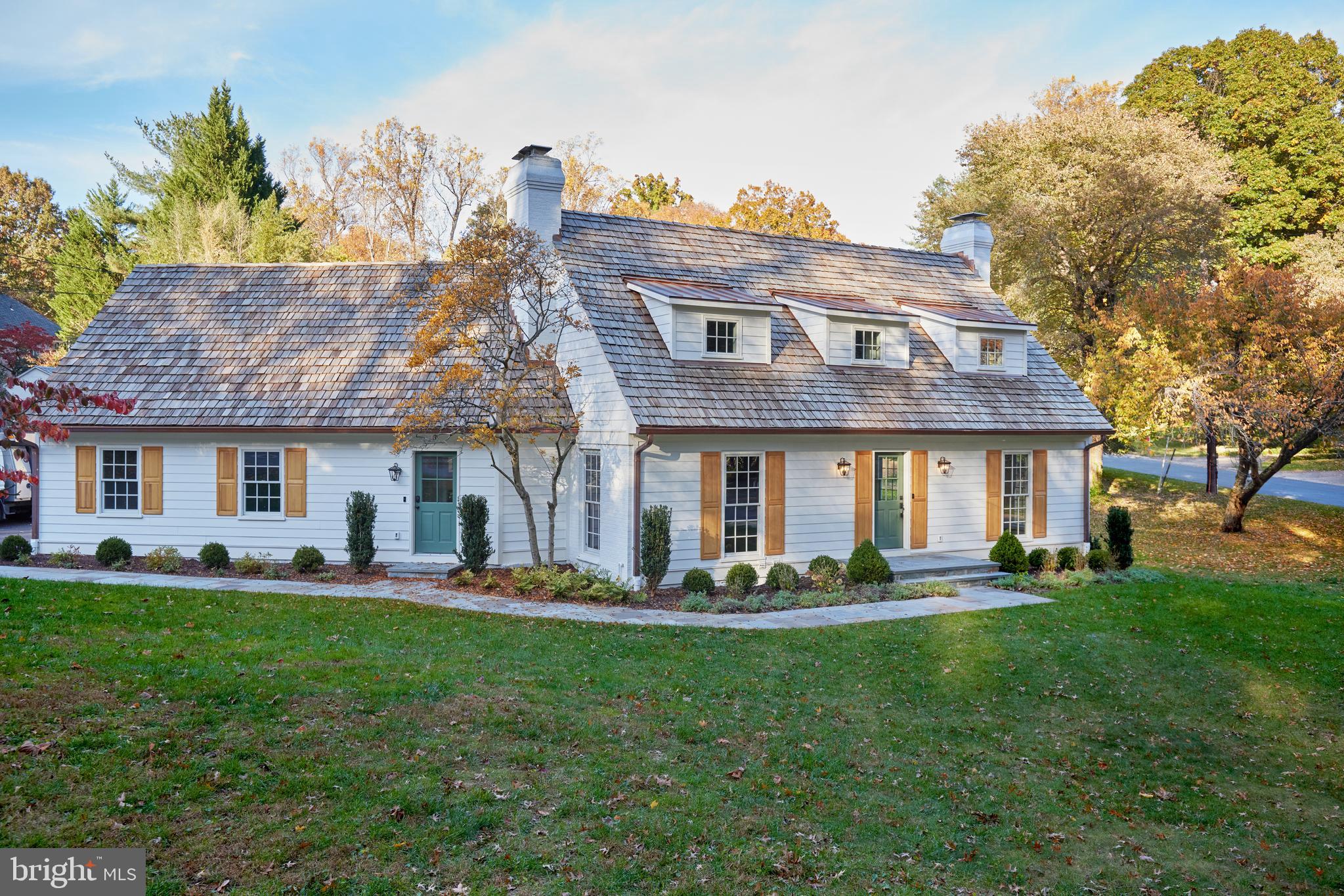 BRADLEY HILLS GROVE - Residential