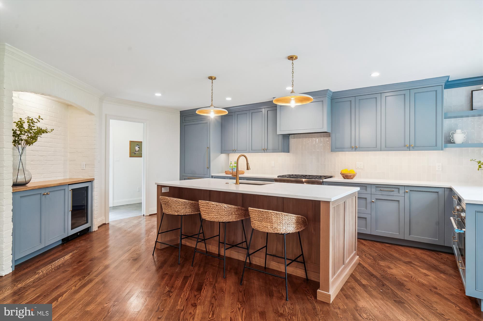 BRADLEY HILLS GROVE - Residential