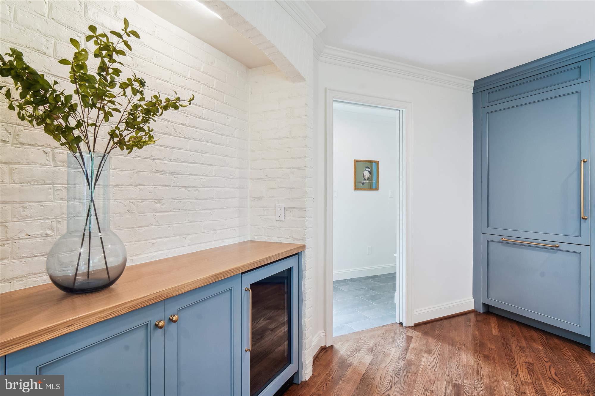 BRADLEY HILLS GROVE - Residential