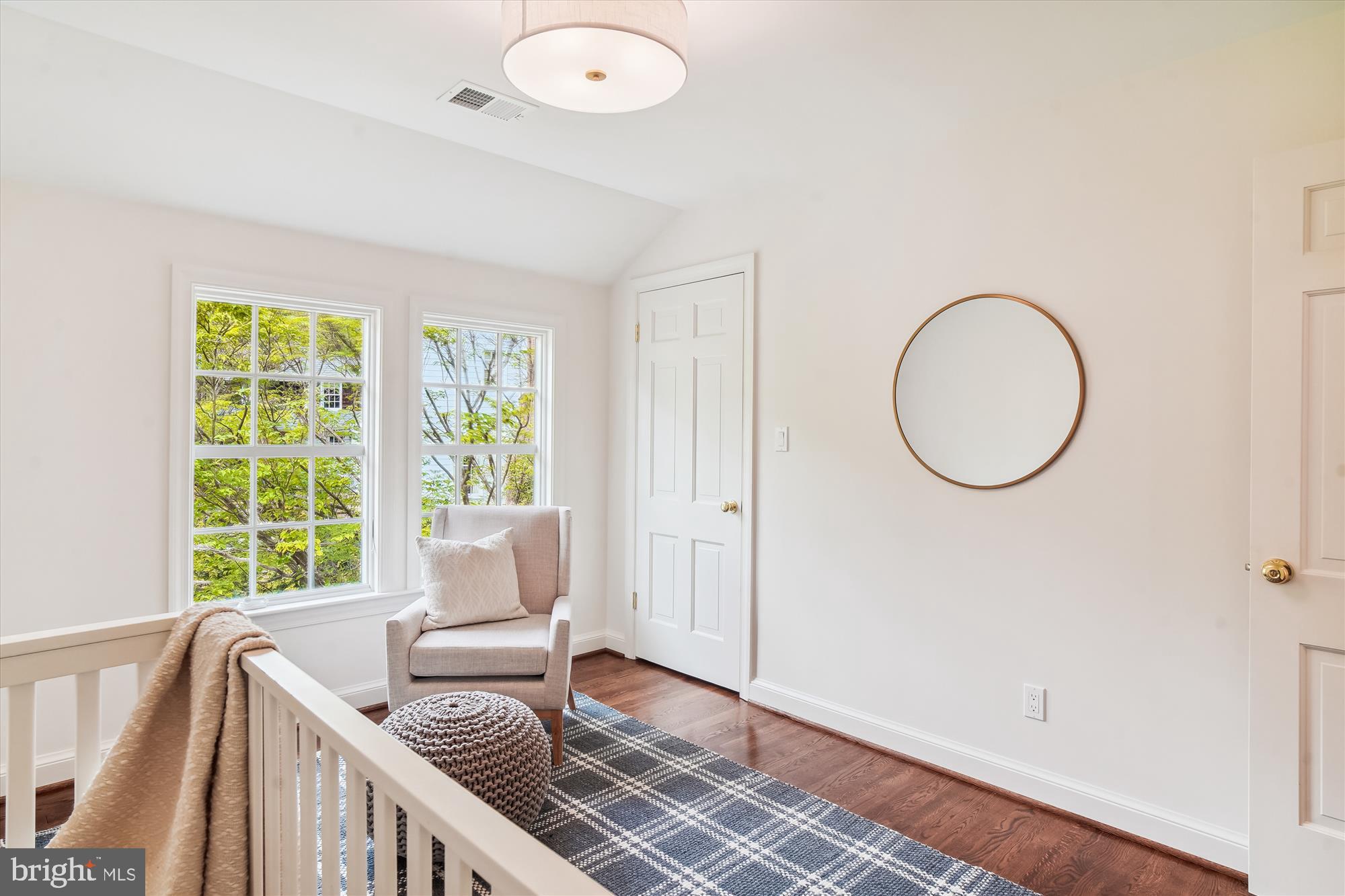 BRADLEY HILLS GROVE - Residential