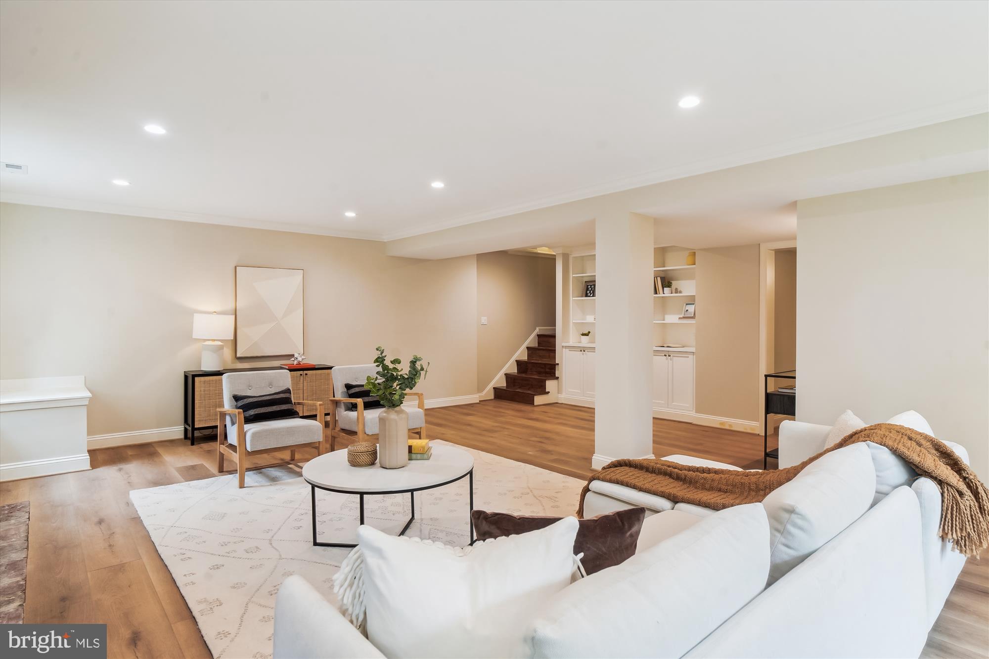 BRADLEY HILLS GROVE - Residential