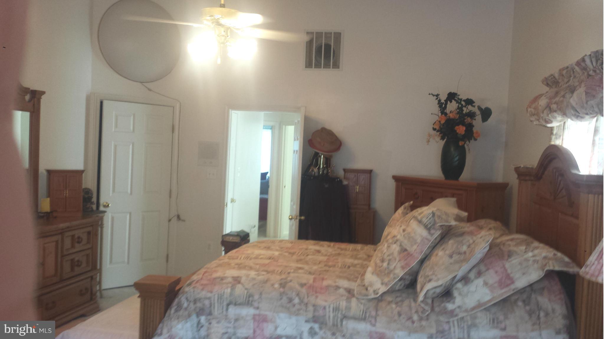 WOODVIEW VILLAGE WEST - Residential