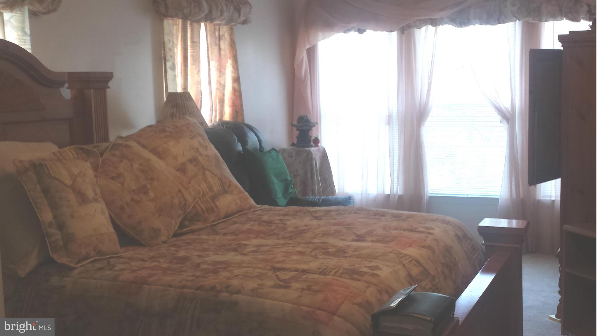 WOODVIEW VILLAGE WEST - Residential