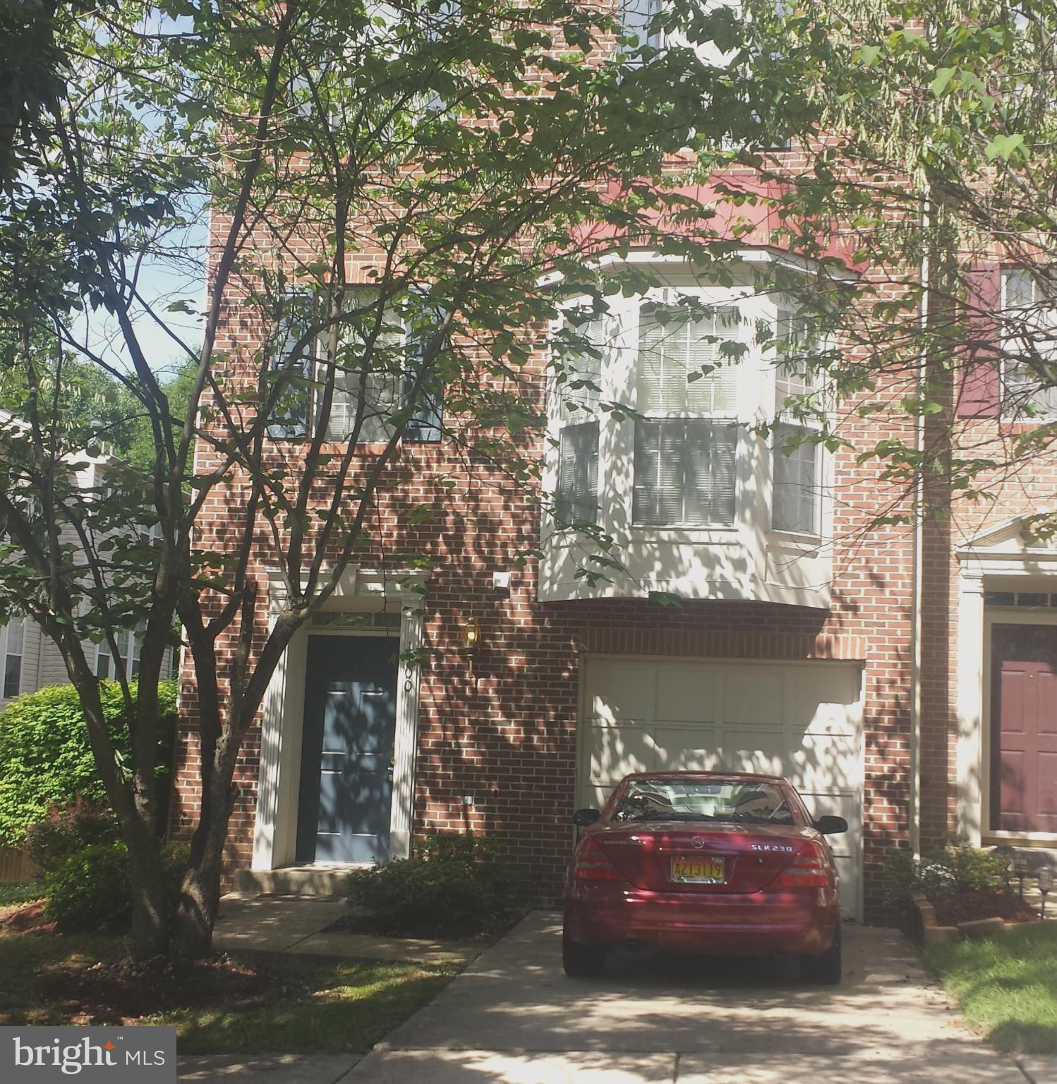 WOODVIEW VILLAGE WEST - Residential