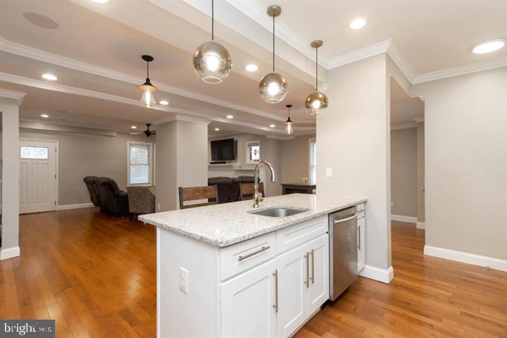 WINDSOR HILLS - Residential