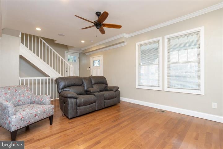 WINDSOR HILLS - Residential