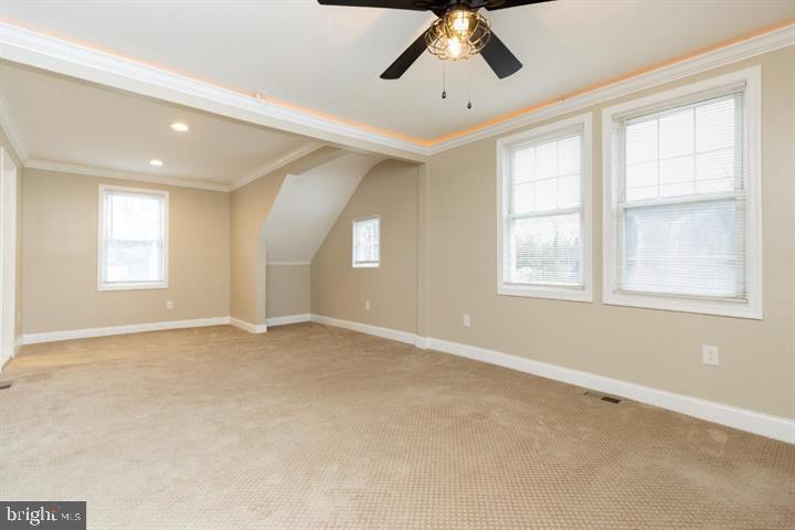 WINDSOR HILLS - Residential