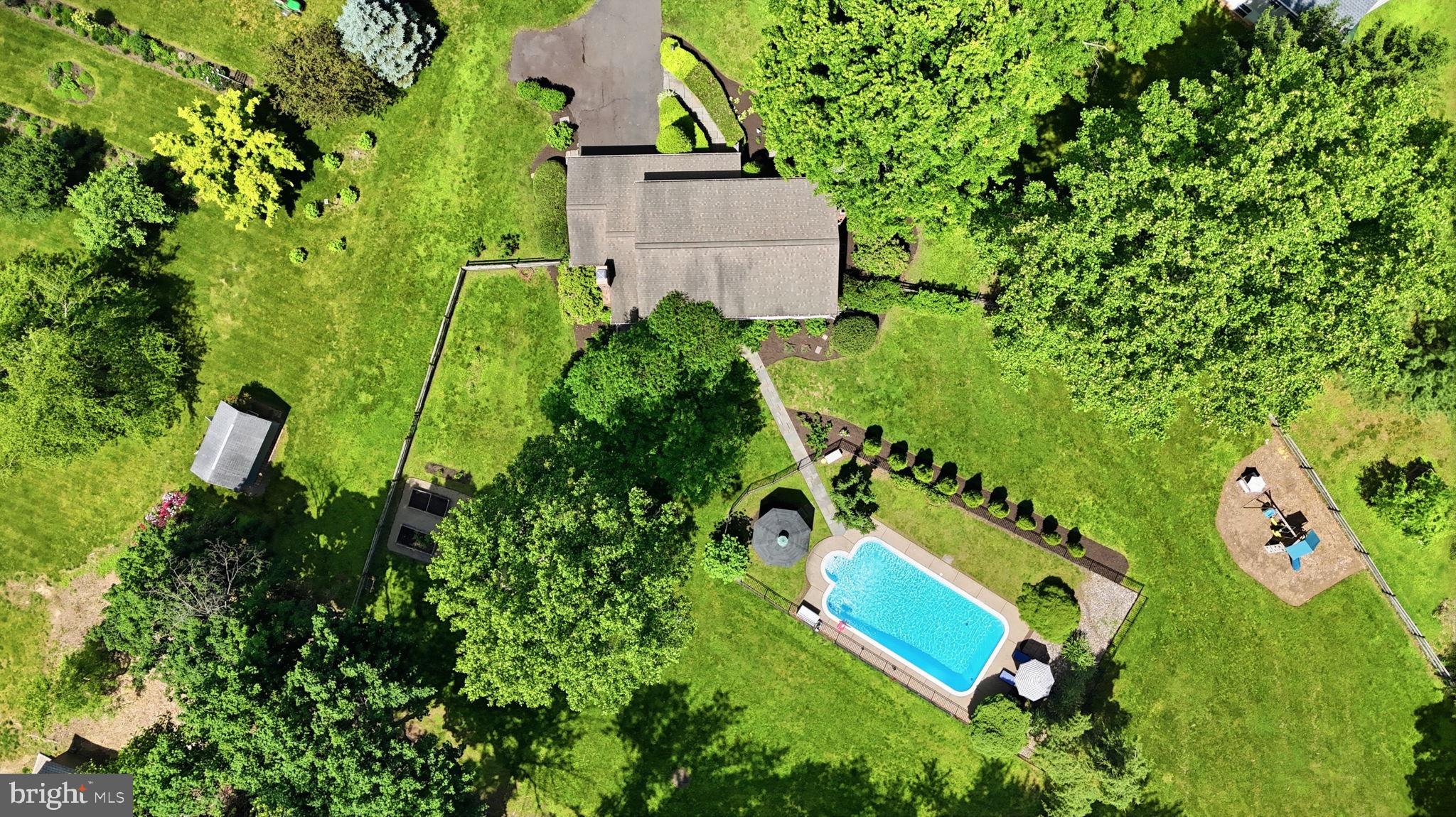 WOODFIELD - Residential