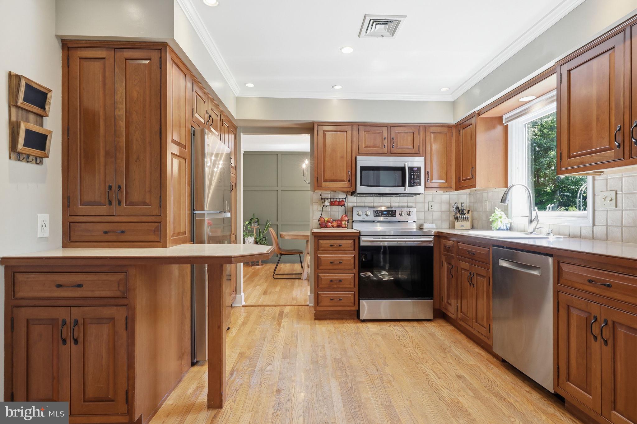 WOODFIELD - Residential