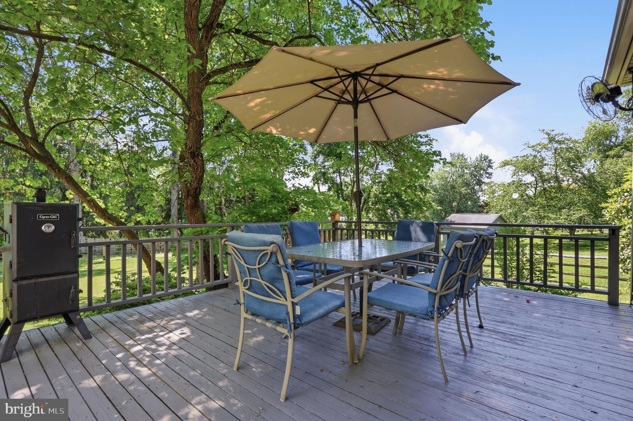WOODFIELD - Residential