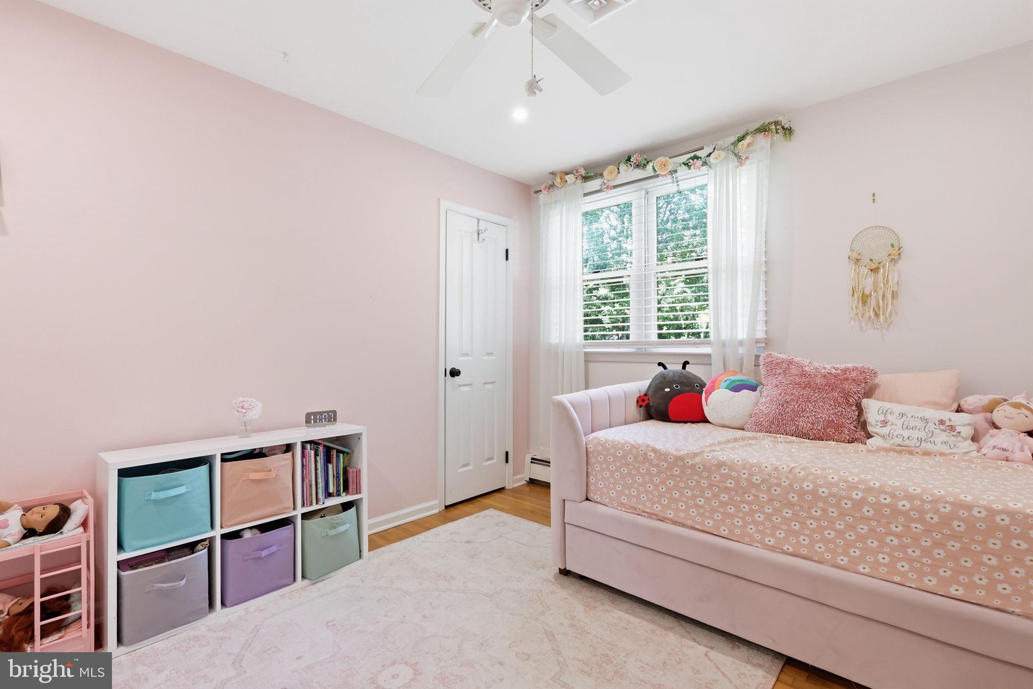 WOODFIELD - Residential