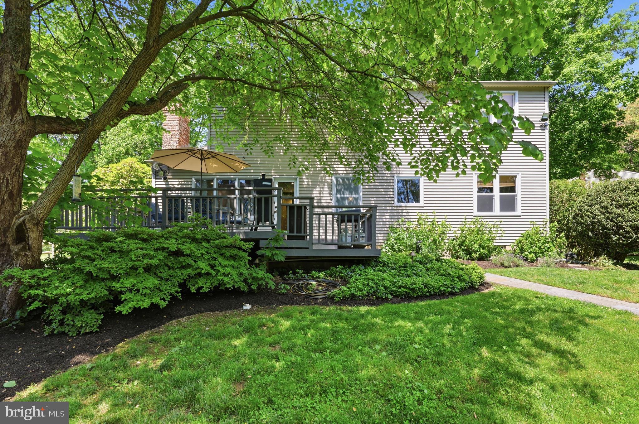WOODFIELD - Residential
