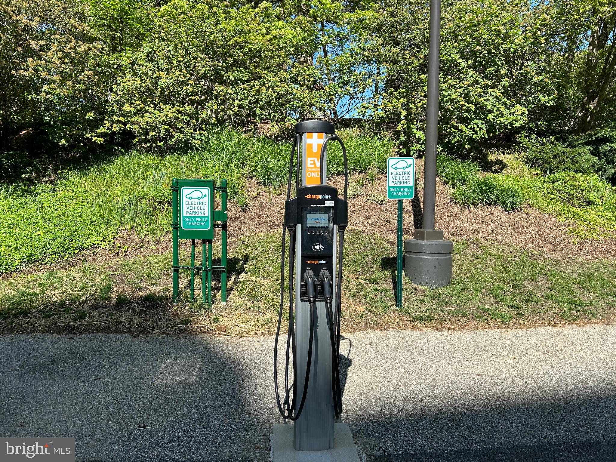 MONTEBELLO - Residential