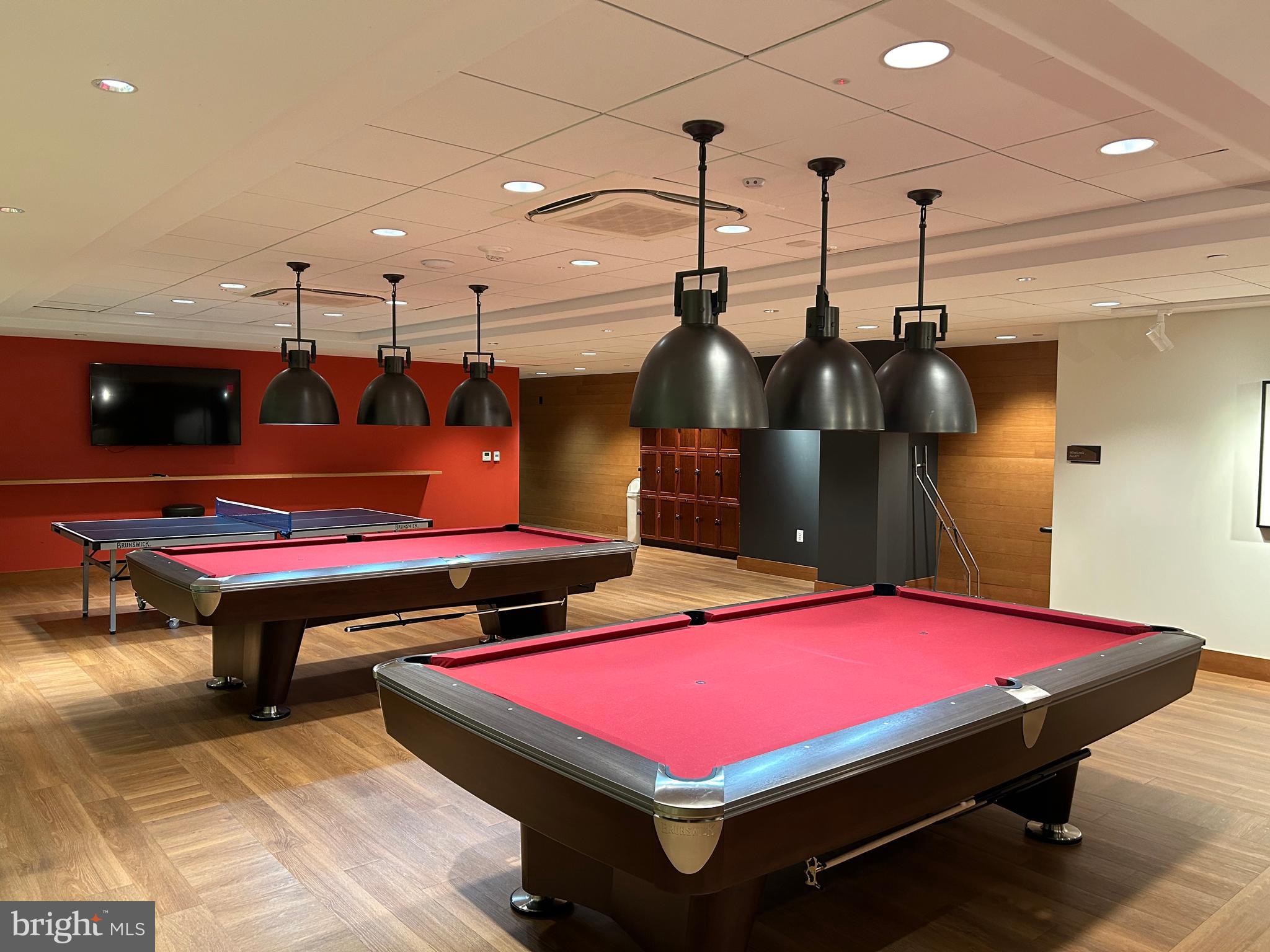 MONTEBELLO - Residential